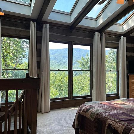 Little Bear Villa Гетлинбург Екстериор снимка