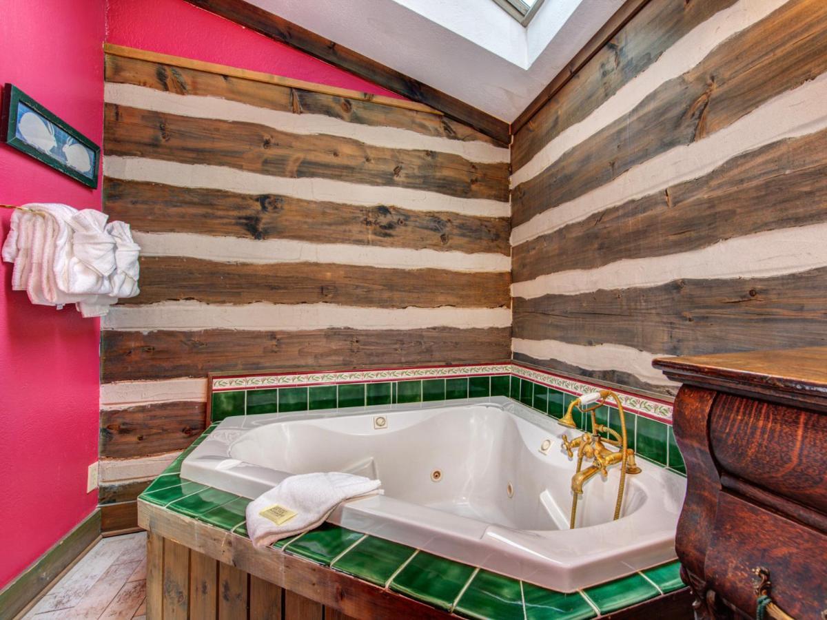 Little Bear Villa Гетлинбург Екстериор снимка